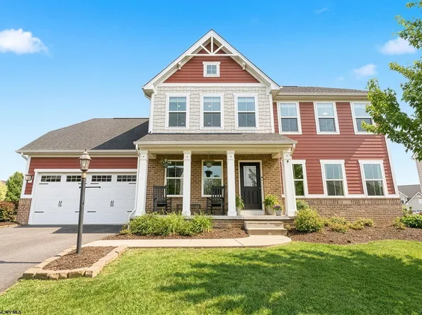 9 Highline Pass Ln, Morgantown, WV 26508