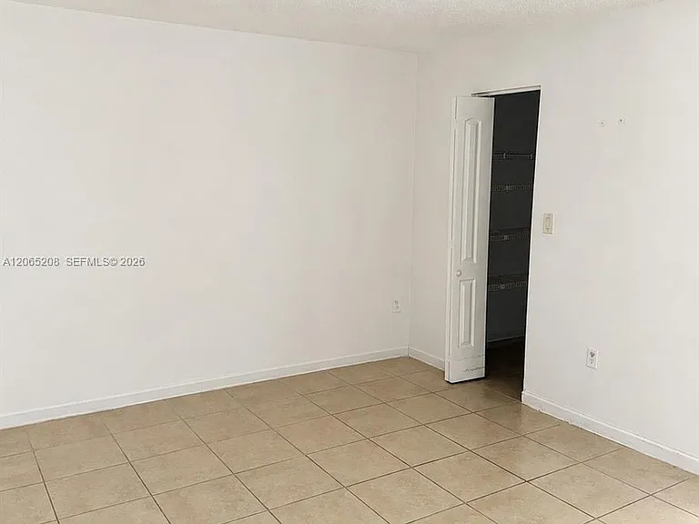 555 NE 123rd St #215-D — Photo 10