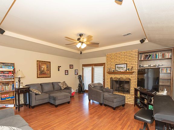 4th image of 5806 Oakman Dr