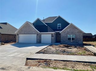 1231 Montichiello St, Tontitown, AR 72762