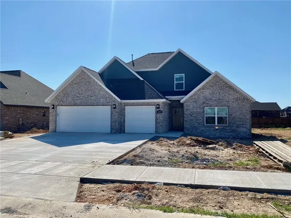 1231 Montichiello St, Tontitown, AR 72762