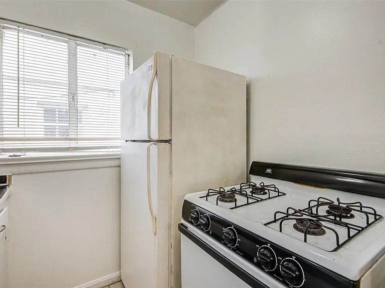 1828 W Main St #1 — Photo 18