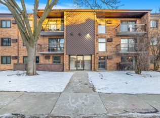5511 N Chester Ave Unit 26, Chicago, IL 60656
