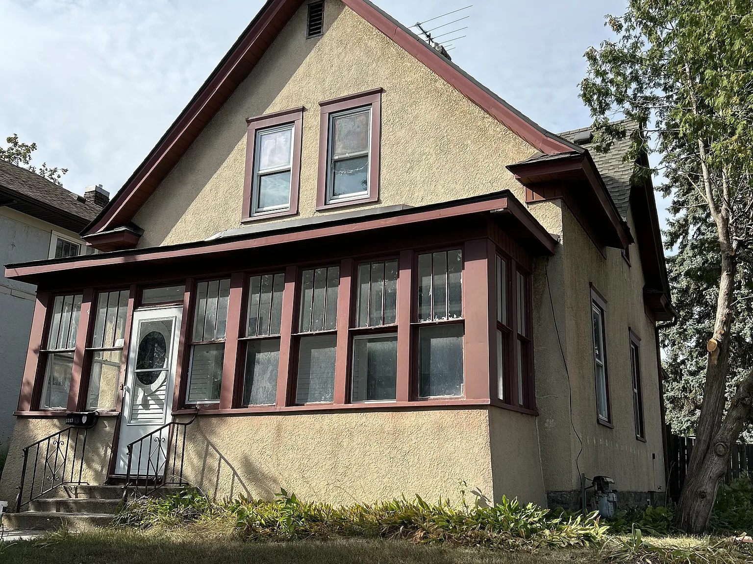4 bed, 1002 sqft, $2,000 — Photo 1