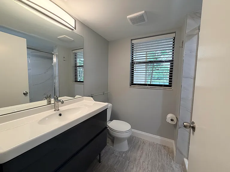 4501 W McNab Rd #11 — Photo 26