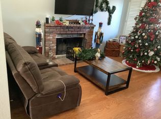 1916 E Avenue R12, Palmdale, CA 93550