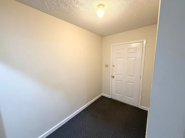 616 Wood St — Photo 2