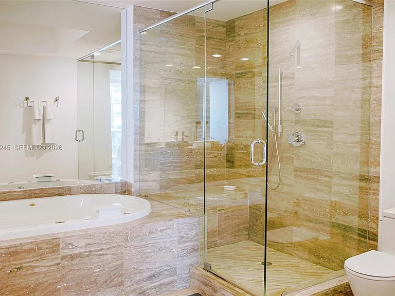 15811 Collins Ave #2303 — Photo 13