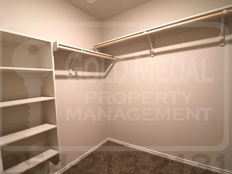 5004 Karen Green Dr — Photo 14