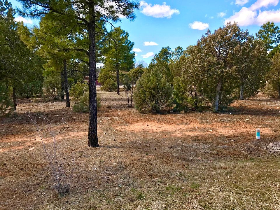 Level Lot w Utilities