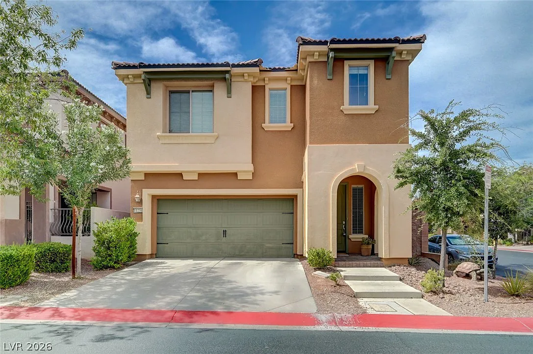 3 bed, 2.5 bath, 1751 sqft, $2,395 — Photo 1