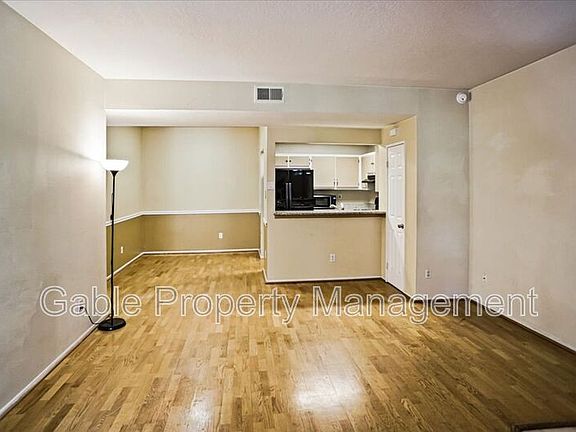 5th image of 24153 Del Monte Dr Unit 359