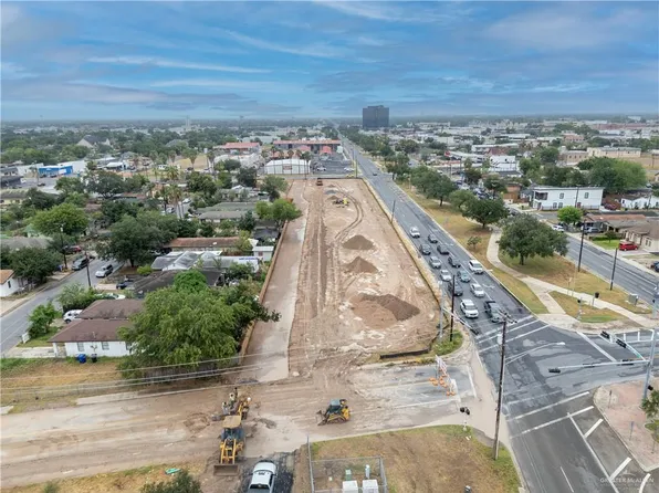 807 S 19th St, McAllen, TX 78501