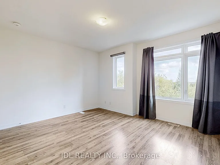 370 Red Maple Rd #112 — Photo 19