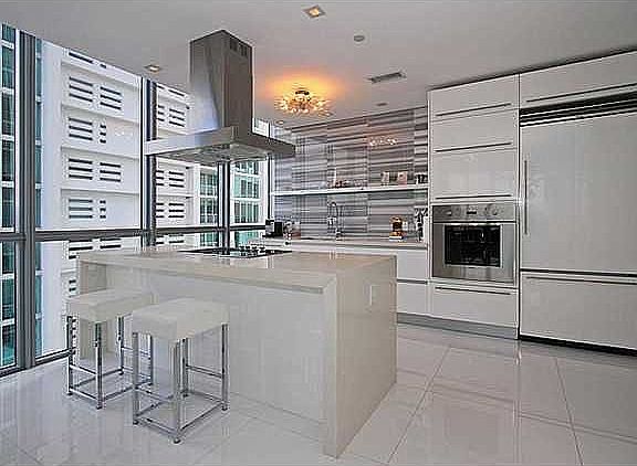 2nd image of 1100 Biscayne Blvd Unit 2901