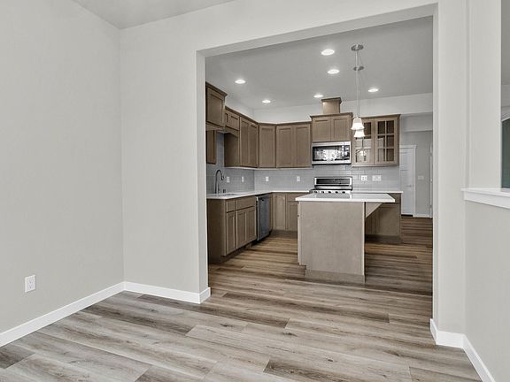 5th image of 9033 Priscilla Dr SE
