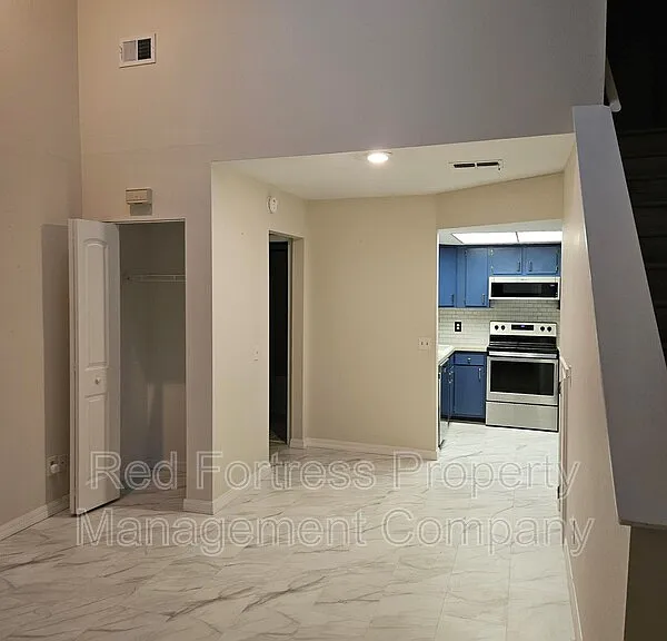 8384 S Haven Ln — Photo 5