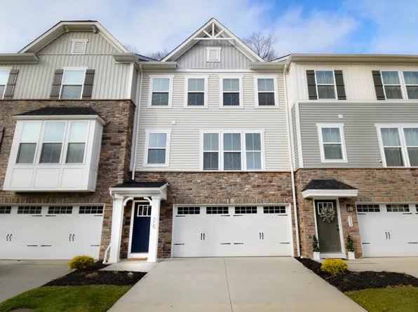 772 Buckeye Dr, Akron, OH 44303
