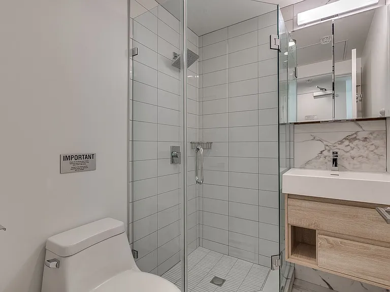 1431 Haro St #1429 — Photo 39