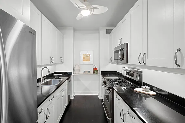 L’APPARTEMENT Village Apartments - 10619 E Riverside Dr Bothell, WA 98011