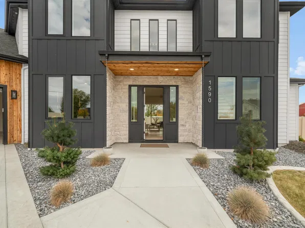 1590 N Watershed Ln, Star, ID 83669