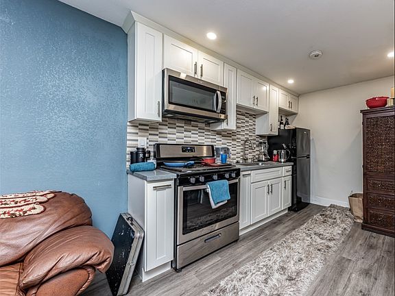 Modern kitchen
