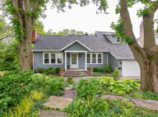 161 Bryant Ave, Glen Ellyn, IL