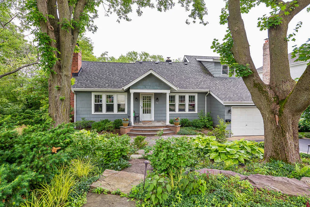 161 Bryant Ave photo 1