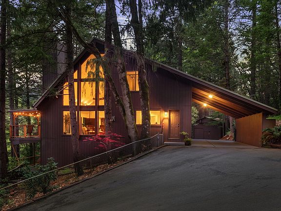 4th image of 525 Ingalls Ln