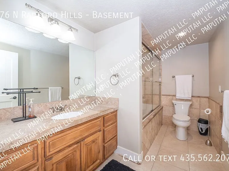 876 N Radford Ln #BASEMENT — Photo 10