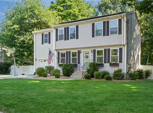 10 Loggers Run, West Warwick, RI 02893