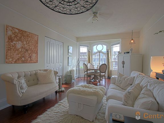2nd image of 1440 Clay St #12A