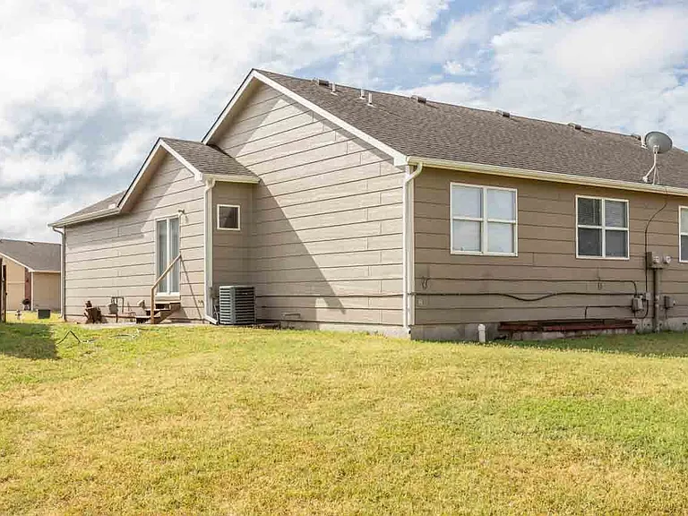 1028 E Karla Ct — Photo 30