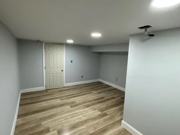 (undisclosed Address), Ewing, NJ 08638