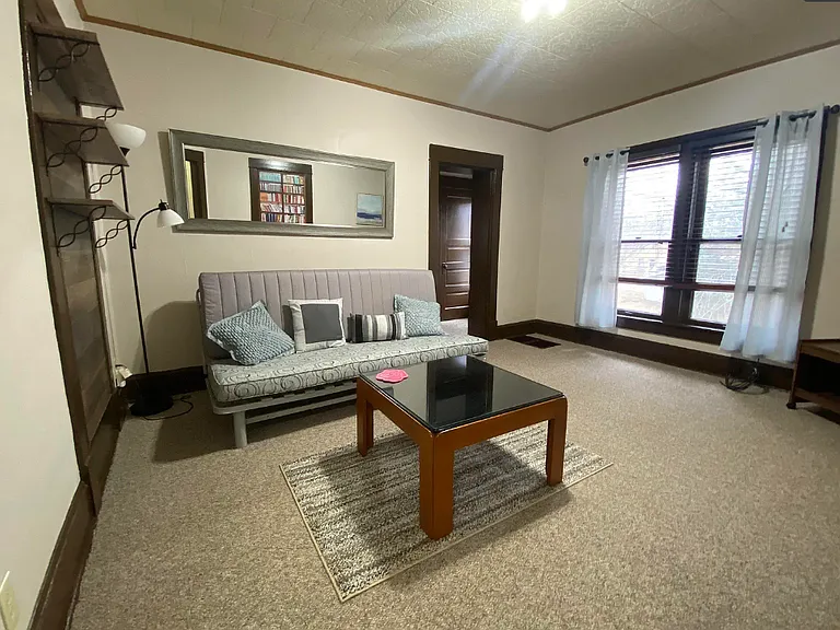 320 N Sherman Ave #3 — Photo 10