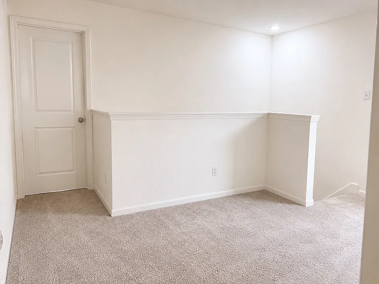 824 Juniper St — Photo 9