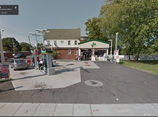 1031 Merrick Rd, Baldwin, NY 11510