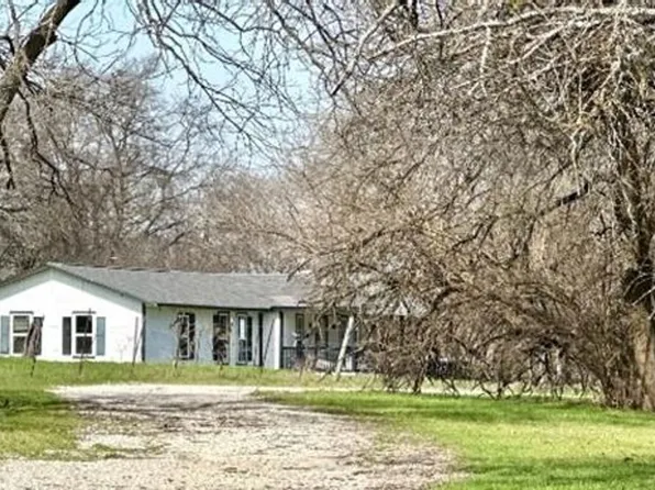 18331 Burden Ranch Est, Farmersville, TX 75442