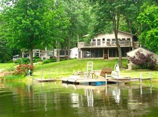 3224 E Lakeshore Dr, Brooklyn, IA 52211
