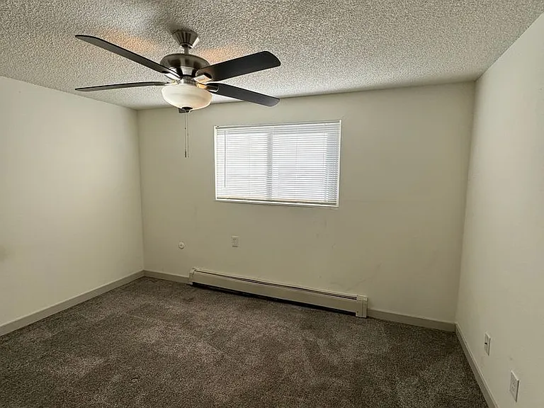 2915 Straus Ln. — Photo 12