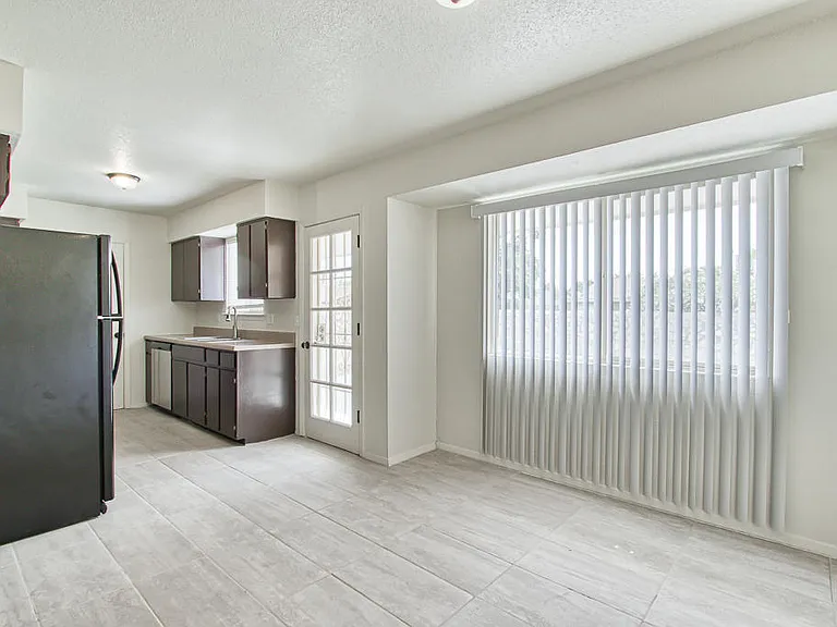 10720 McAllen Pl — Photo 4