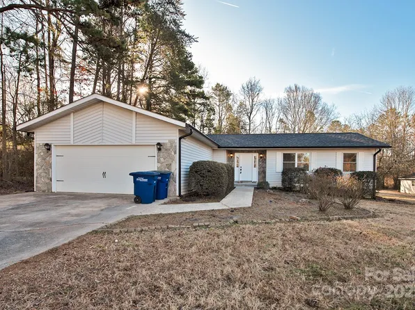 8800 Crestwood Dr, Mount Pleasant, NC 28124