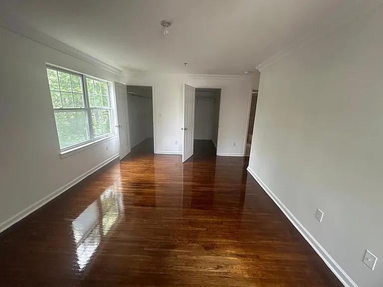 20 Wainwright St #2 — Photo 51