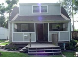 5729 Woodson St, Mission, KS 66202