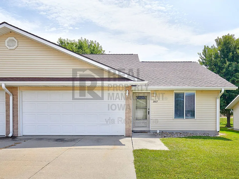 2017 Vista View Dr #2017