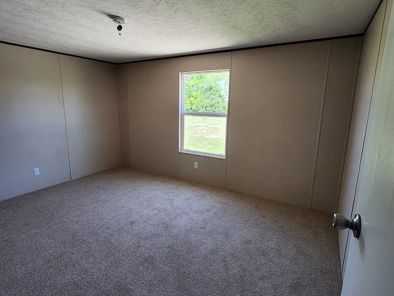 11416 County Road 152 W — Photo 18