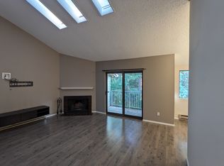 5502 220th St SW UNIT D201, Mountlake Terrace, WA 98043