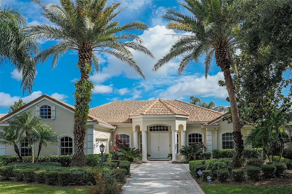 4 bed, 3.0 bath, 2846 sqft, $9,000 — Photo 1
