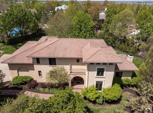 201 Fall Creek Rd, Lawrence, KS 66049