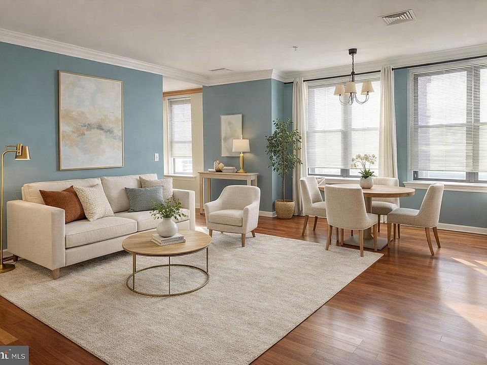 1st image of 1939 Chestnut St #2D